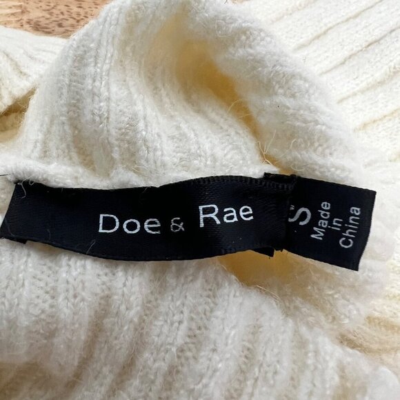 Doe & Rae Womens Turtleneck Sweater Cream/Brown Ribbed Size Small Long Sleeve - Picture 7 of 8